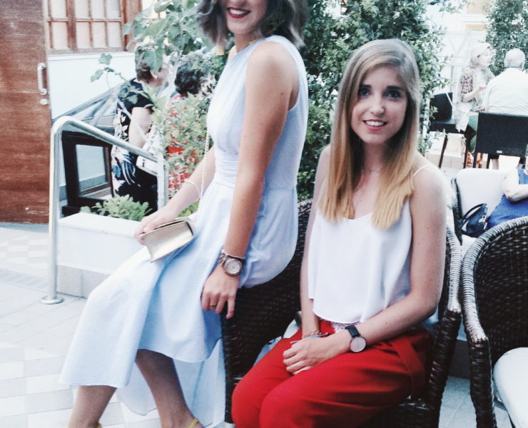 Marta y Olga de Blonde y Brunette entrevista en New Rule Magazine